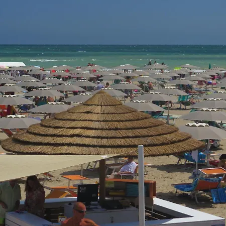 Giorg - Waterpark Free Entrance ホテル 3*