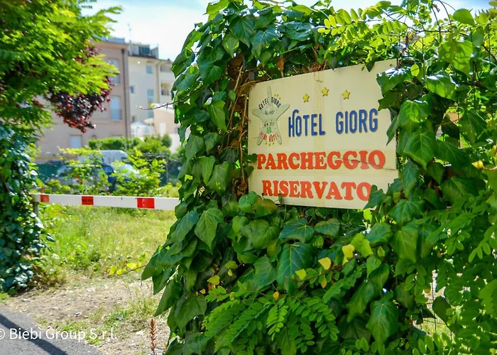 Otel Giorg - Waterpark Free Entrance