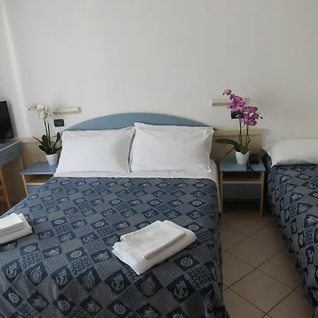 Hotel Giorg - Waterpark Free Entrance 3*