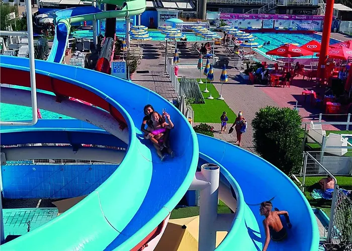 Giorg - Waterpark Free Entrance Rimini